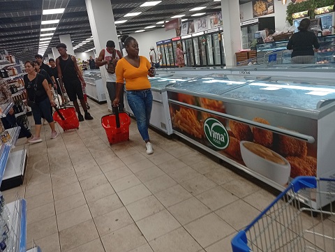 Negocios Privados y Estatales en Cuba